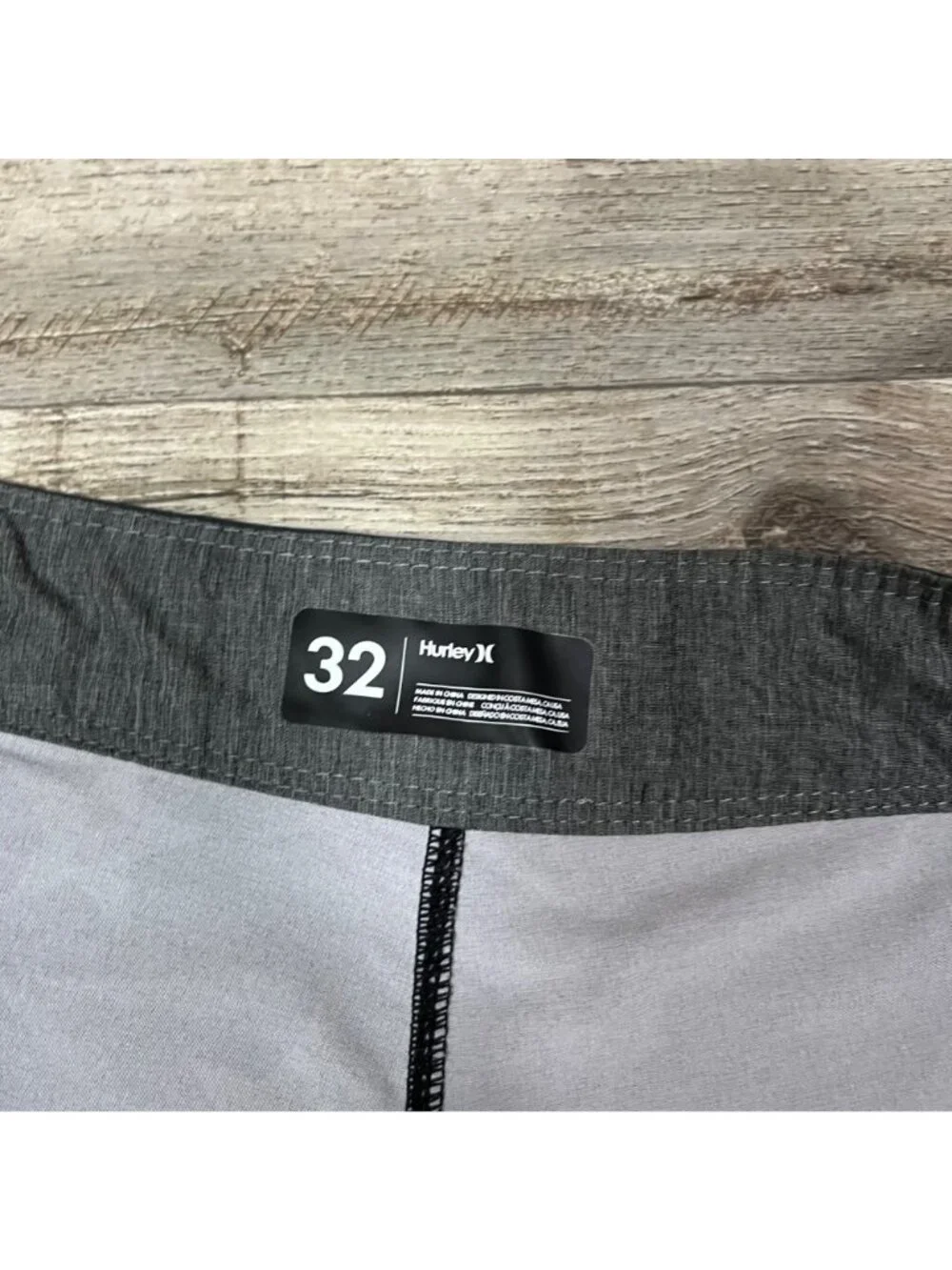 Hurley Swim Mid Rise Pocket Adjustable Shorts Black American Flag Men’s Size 32